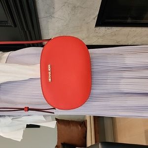 🌺HP🌺Michael Michael Kors Dark Sangria Jet Set Medium Travel Crossbody